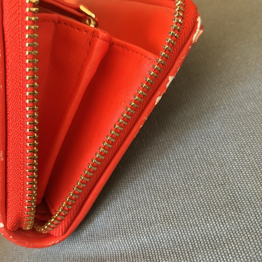 Tory Burch Red and Blue Patterned Wallet - Picture 12 of 12
